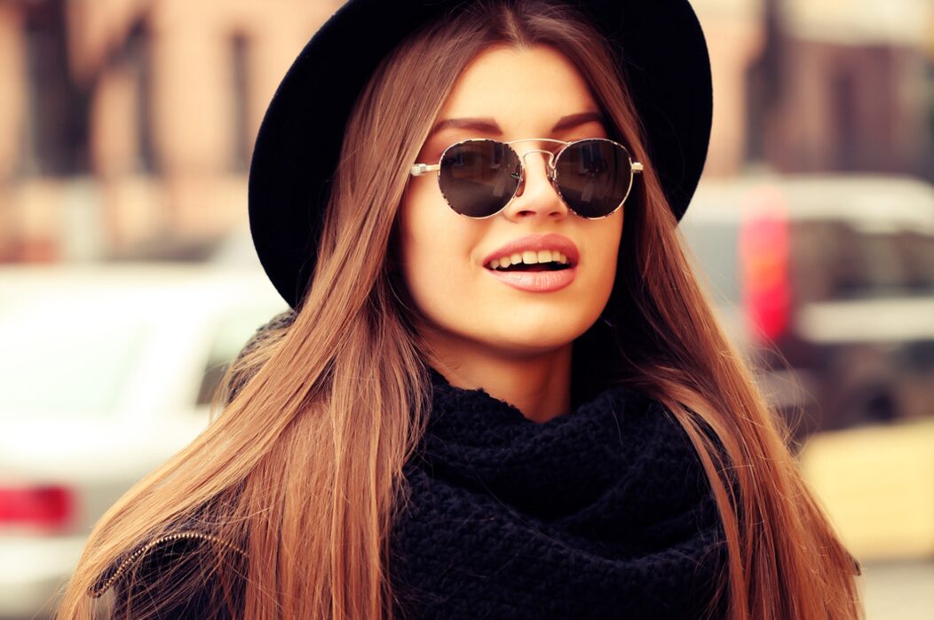 Welche Haarfarbe macht jünger