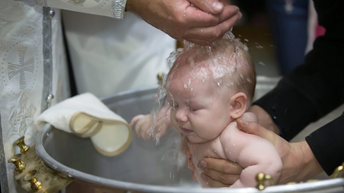 Moderne Glückwünsche zur Taufe Frische Ideen & Sprüche fürs Taufkind