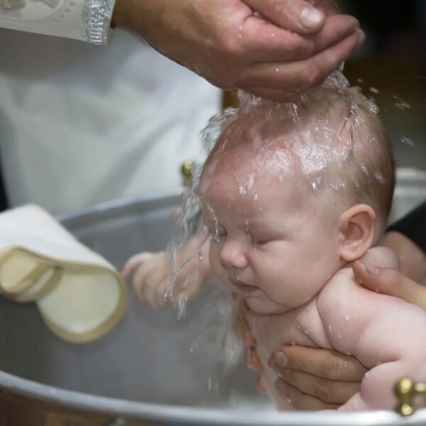 Moderne Glückwünsche zur Taufe Frische Ideen & Sprüche fürs Taufkind